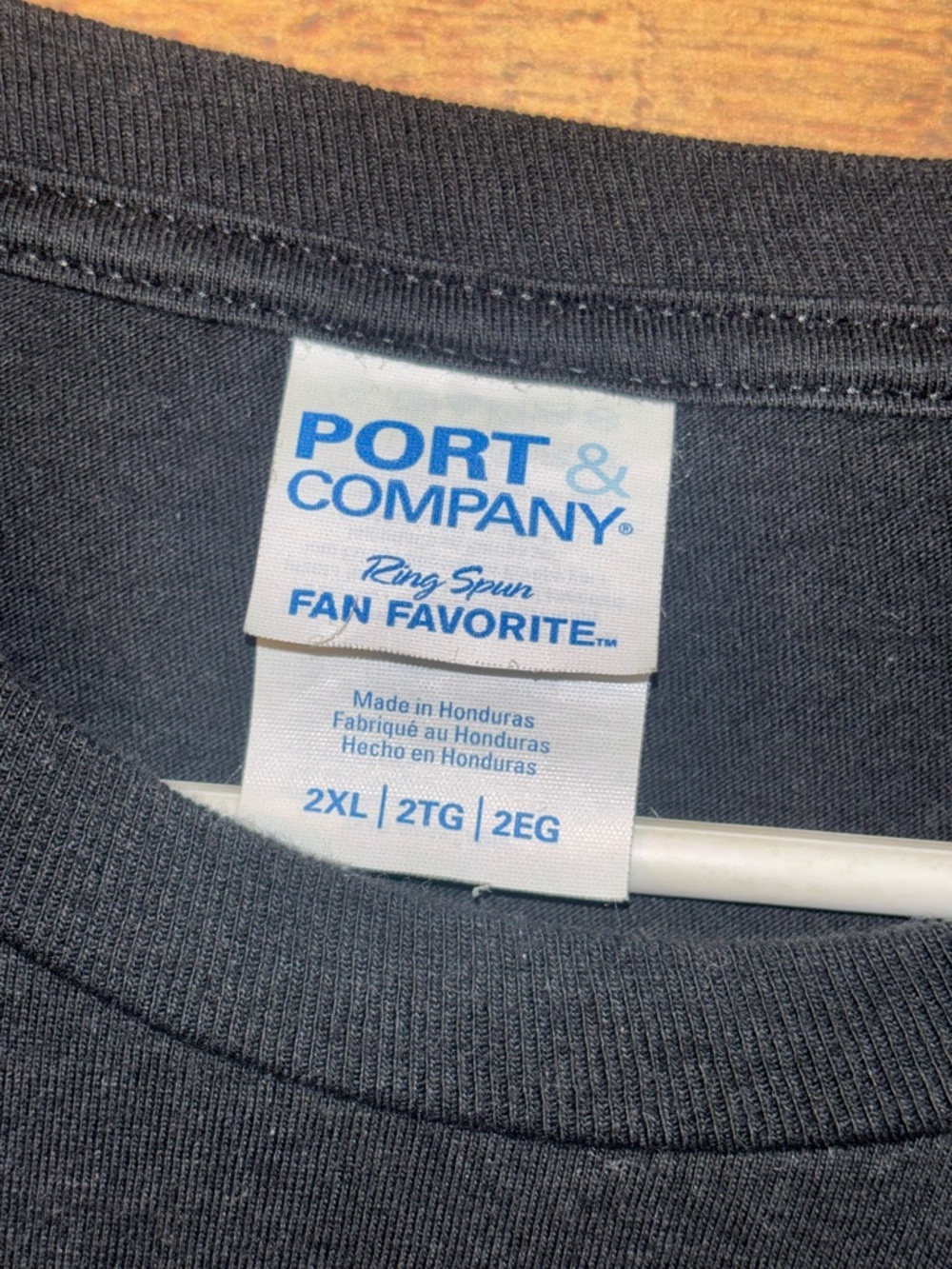Port & Co T-shirt - Picture 2 of 3